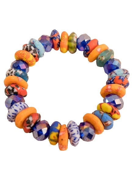 Bracelet artisanal en perles multicolores